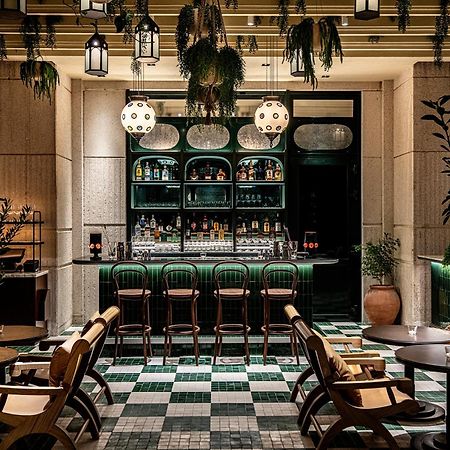 Four Seasons Hotel Ντόχα Εξωτερικό φωτογραφία The Bar at The Standard London