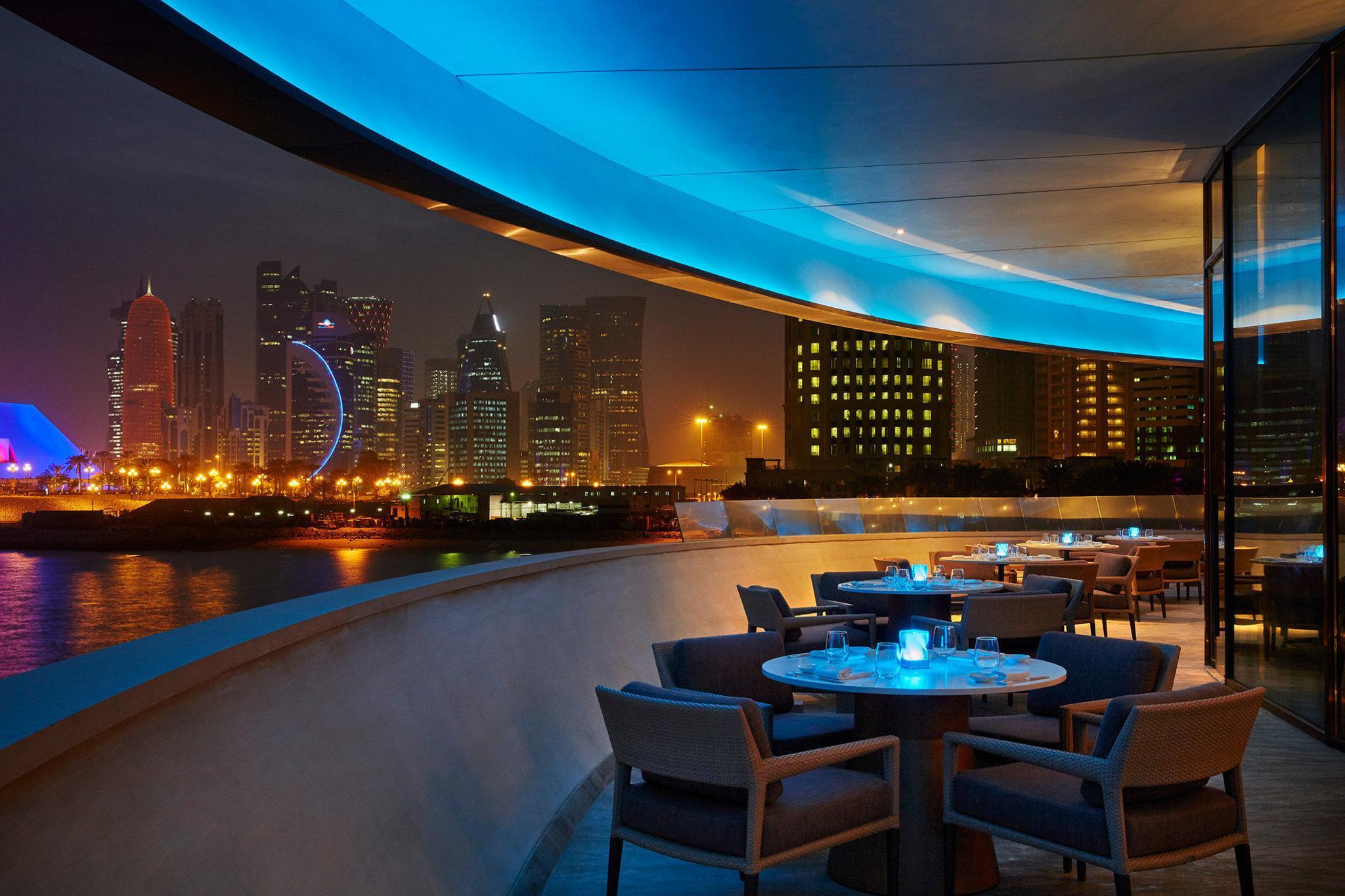 Four Seasons Hotel Ντόχα Εξωτερικό φωτογραφία The Address Lounge at Dubai International Airport